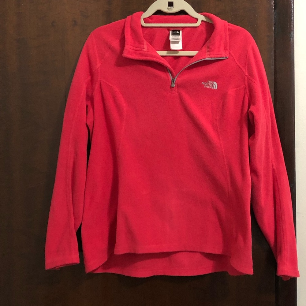 North face pull over